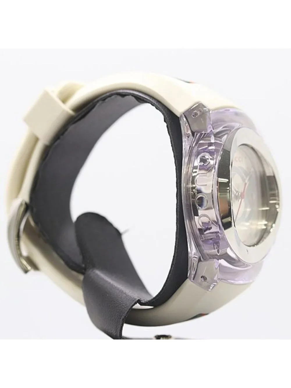 Gucci Sync 137.3 Quartz Date Silver Dial Watch